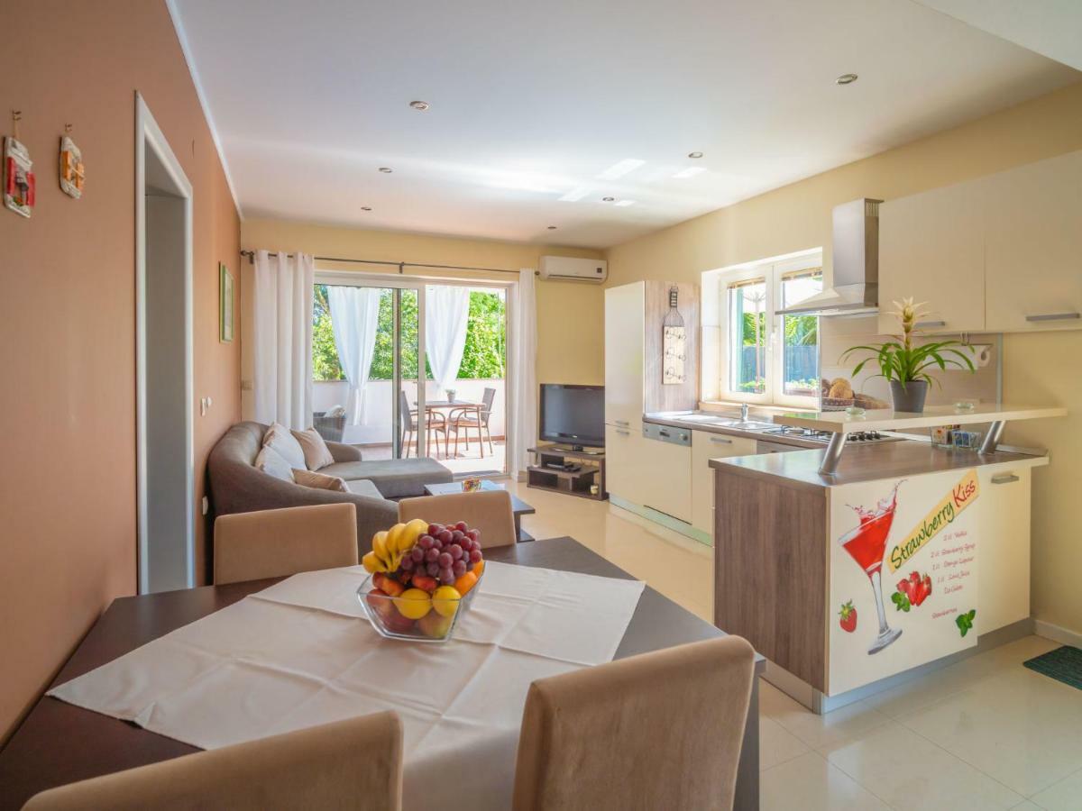 Apartment Sandra By Interhome